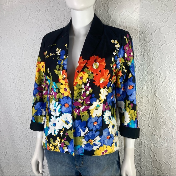 Beautiful ERIN‎ floral dress jacket - Picture 5 of 16